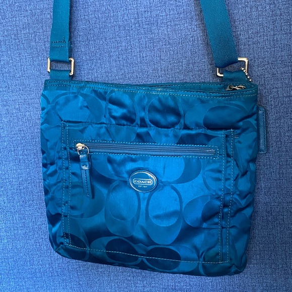 Coach Blue Crossover Bag - Picture 2 of 6